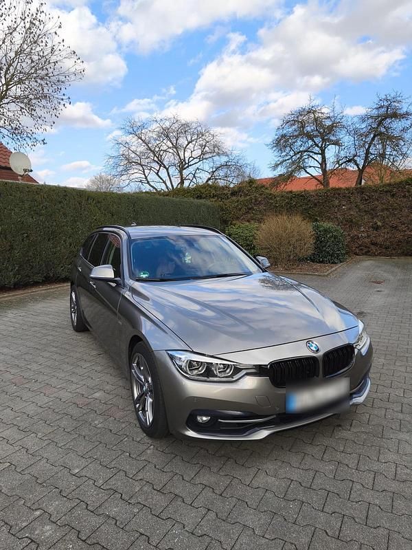 Gebraucht BMW 330 258 PS (189 kW) 2018 Andere farben Kombi