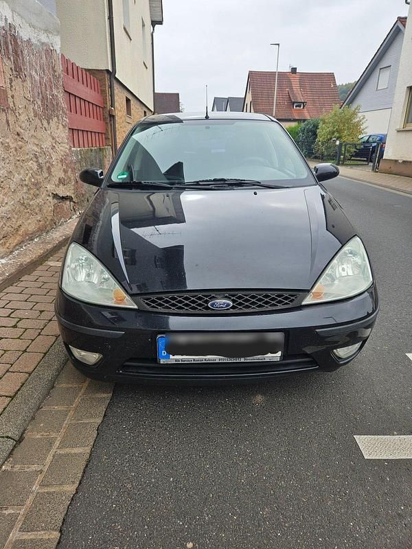 Schwarz Gebraucht 2004 Ford Focus Coupé | 700 € (Fairer Preis) - Bild 1/4