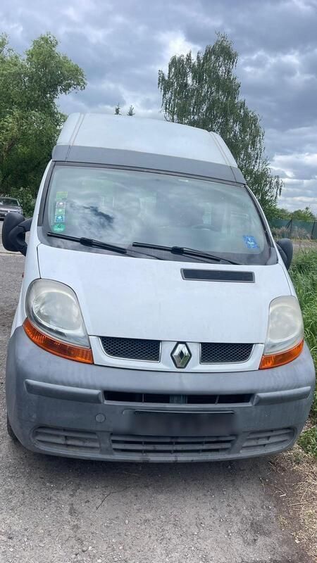 Weiß Gebraucht 2004 Renault Trafic Van | 2.999 € (Superpreis) - Bild 1/4