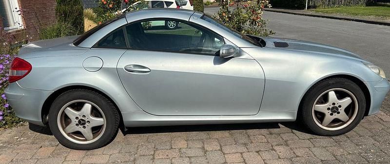 Silber Gebraucht 2004 Mercedes SLK200 Cabrio | 5.400 € (Superpreis) - Bild 1/4