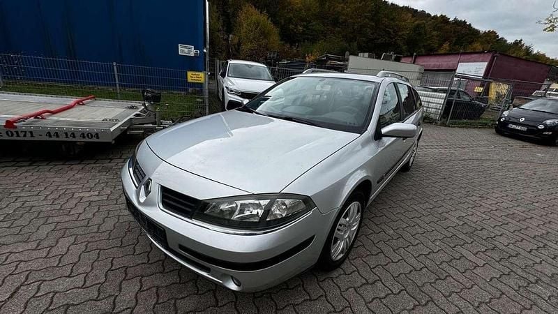 Silber Gebraucht 2007 Renault Laguna II Kombi | 888 € (Superpreis) - Bild 1/4