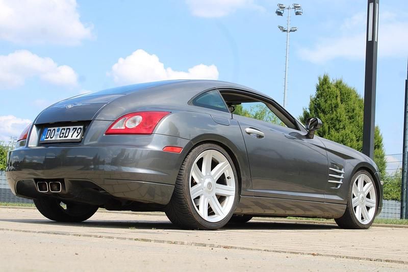 Grau Gebraucht 2005 Chrysler Crossfire Coupé | 3.400 € (Etwas zu teuer) - Bild 1/4