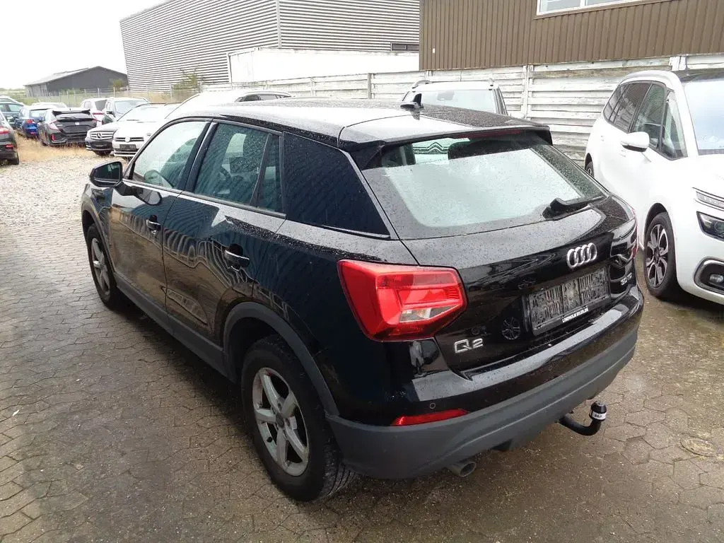 Gebraucht Audi Q2 Sport 116 PS (85 kW) 2018 Schwarz SUV