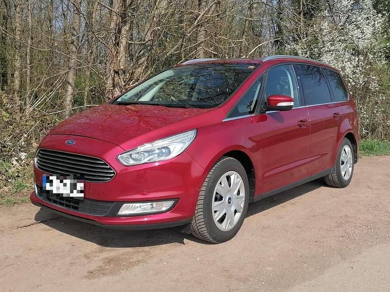Gebraucht Ford Galaxy Titanium 190 PS (139 kW) 2018 Rot Van / Kleinbus
