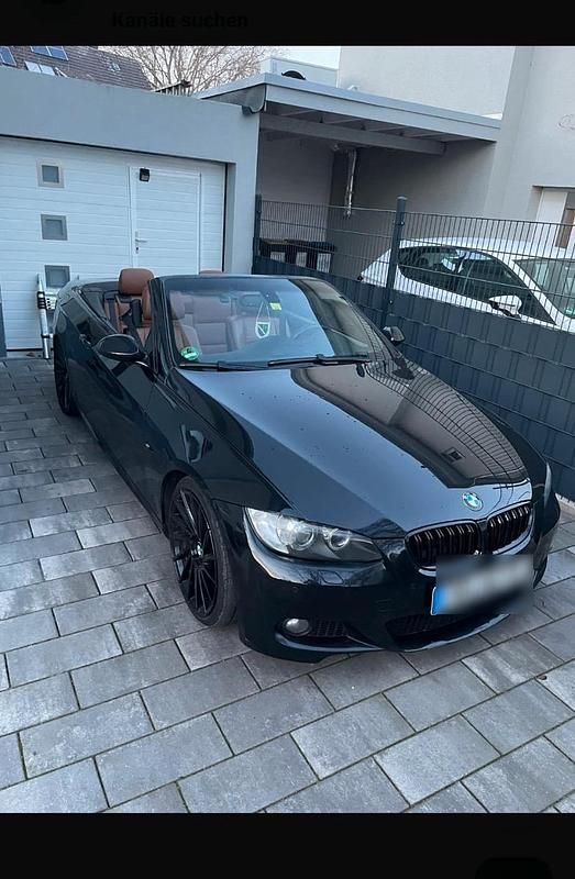 Schwarz Gebraucht 2009 BMW 320 Cabriolet M Sport Cabrio | 9.800 € (Etwas zu teuer) - Bild 1/4