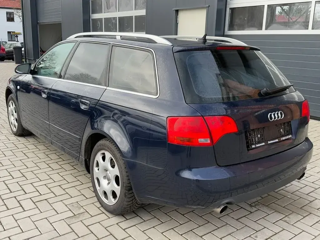 Gebraucht Audi A4 163 PS (119 kW) 2005 Blau Kombi