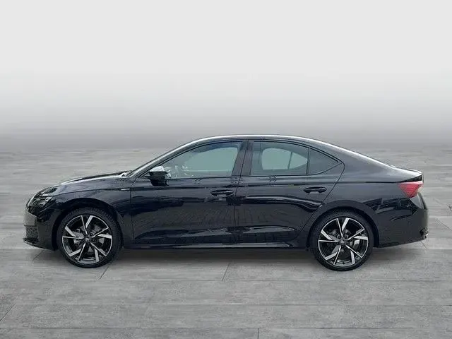 Gebraucht Skoda Octavia SportLine 204 PS (150 kW) 2025 Schwarz Limousine