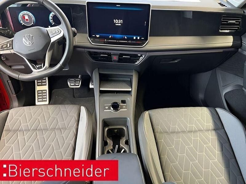 Gebraucht VW Tiguan 150 PS (110 kW) 2024 Rot SUV