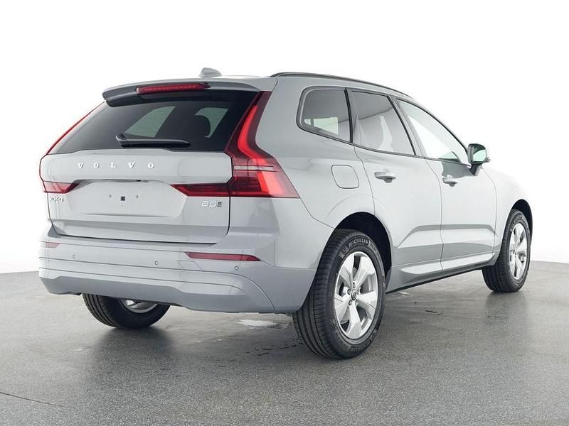 Gebraucht Volvo XC60 Core 250 PS (183 kW) 2025 Grau SUV
