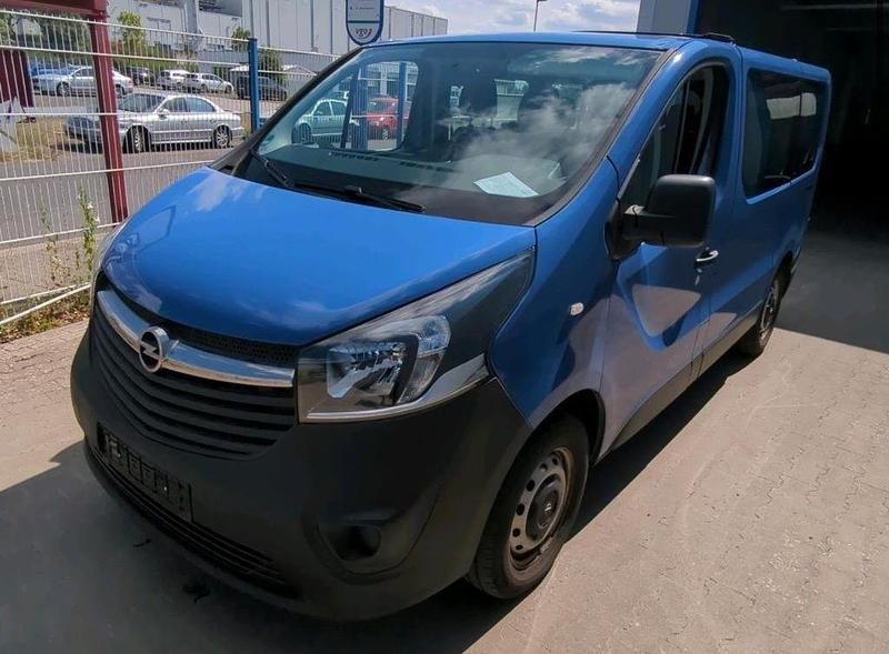 Blau Gebraucht 2018 Opel Vivaro Van | 27.990 € - Bild 1/4