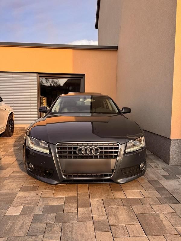 Gebraucht Audi A5 S-Line 211 PS (155 kW) 2009 Grau Coupé
