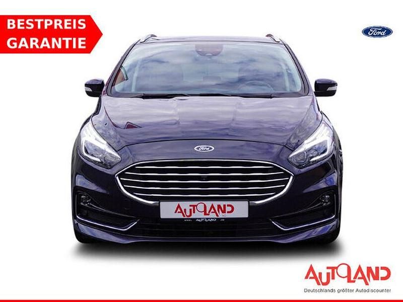 Blau Gebraucht 2021 Ford S-MAX Titanium Van / Kleinbus | 26.950 € (Fairer Preis) - Bild 1/4