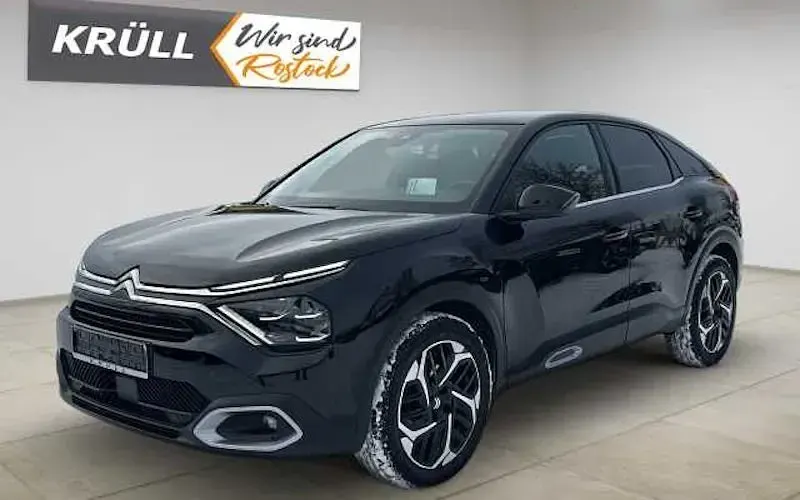 Gebraucht Citroën C4 Shine 131 PS (96 kW) 2023 Schwarz Limousine