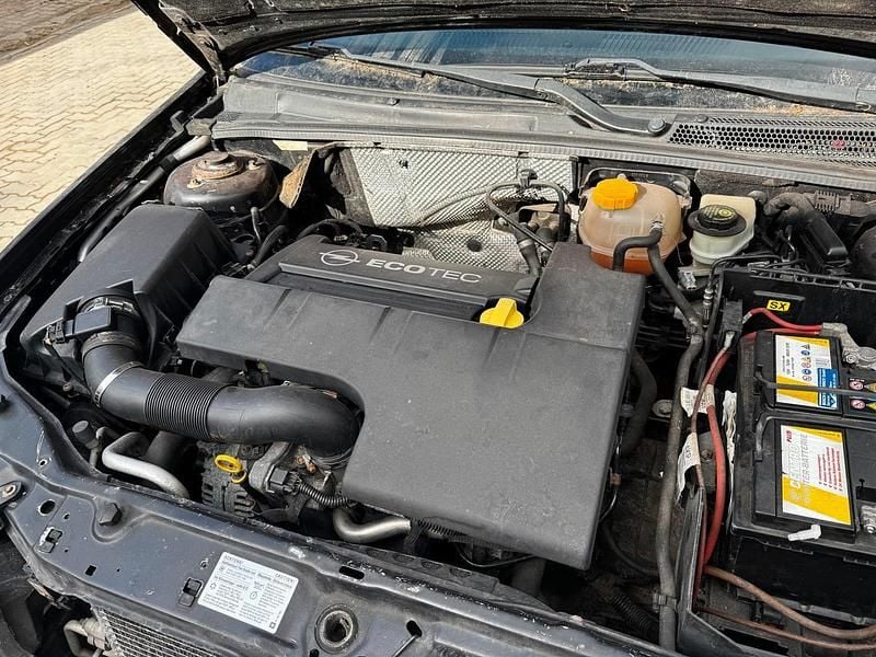 Gebraucht Opel Vectra 155 PS (114 kW) 2005 Schwarz Limousine