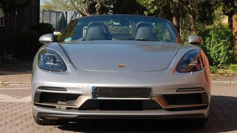 Gebraucht Porsche Boxster 400 PS (294 kW) 2021 Silber Cabrio
