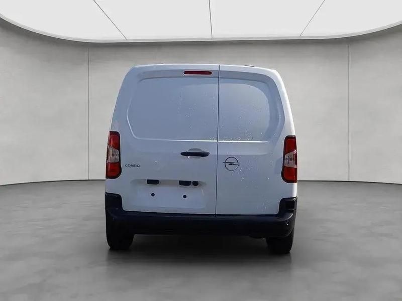 Neu Opel Combo 131 PS (96 kW) 2026 Weiß Van