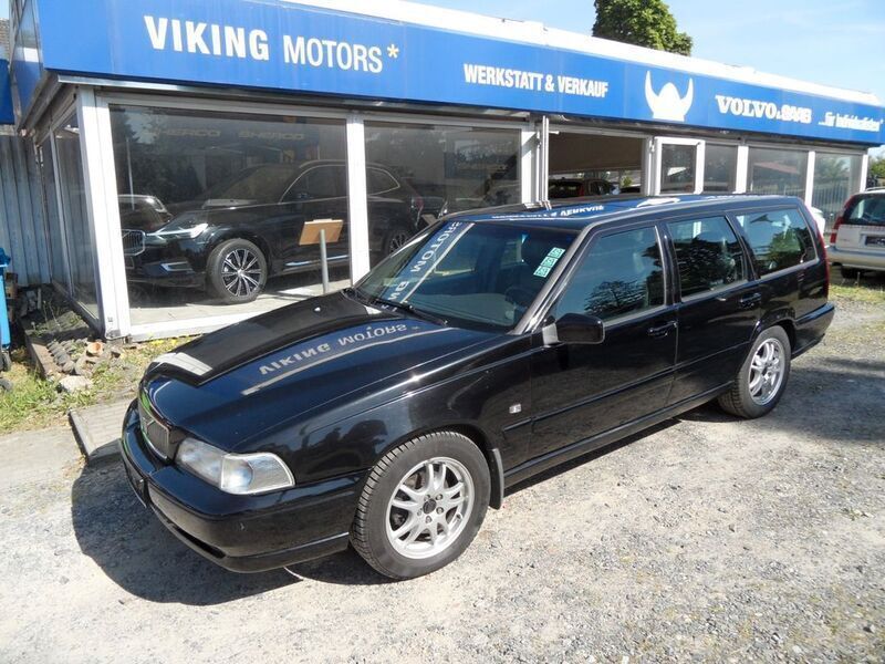 Schwarz Gebraucht 2000 Volvo V70 Kombi | 7.980 € - Bild 1/4