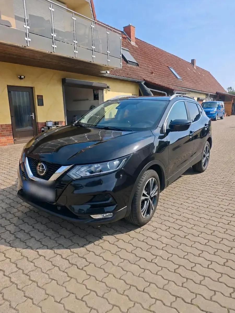 Gebraucht Nissan Qashqai 140 PS (102 kW) 2019 Schwarz SUV