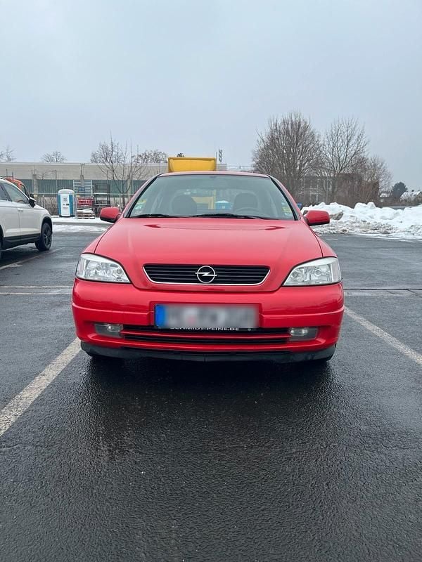 Gebraucht Opel Astra Elegance 82 PS (60 kW) 1999 Rot Limousine