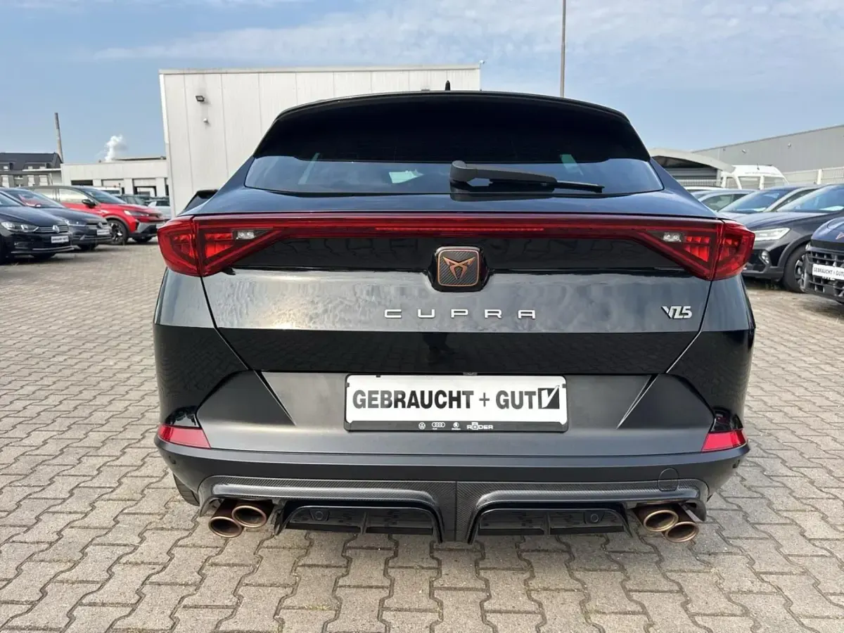 Gebraucht Cupra Formentor VZ 390 PS (286 kW) 2022 Mitternachtsschwarz SUV