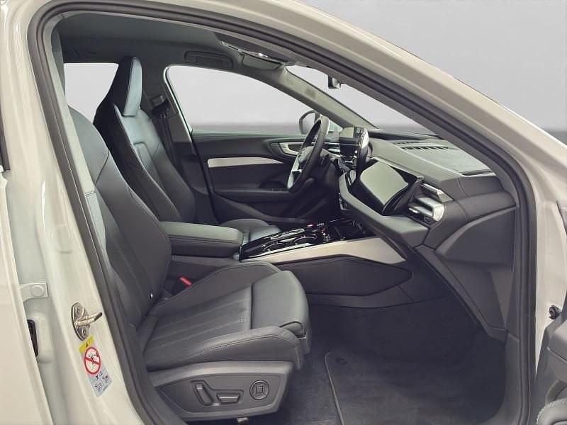 Gebraucht Audi A5 Ambiente 204 PS (150 kW) 2025 Weiß Kombi