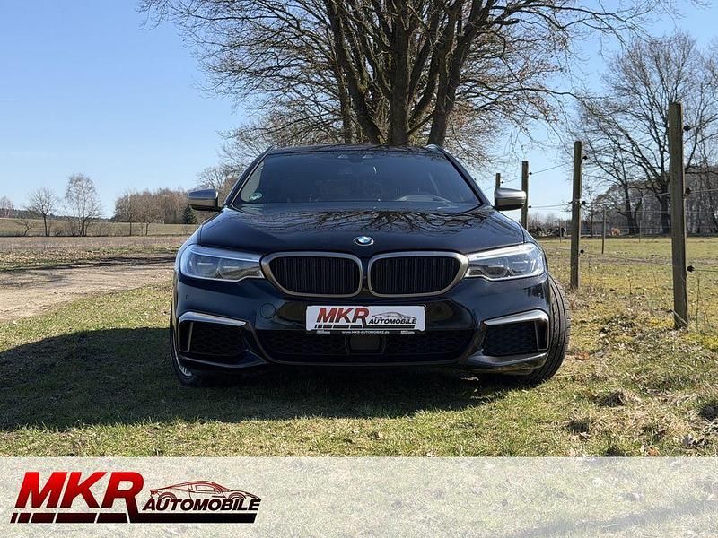 Gebraucht BMW M550 Performance 400 PS (294 kW) 2019 Schwarz Limousine