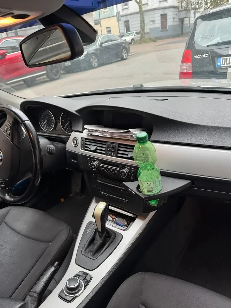 Gebraucht BMW 320 177 PS (130 kW) 2009 Silber Kombi