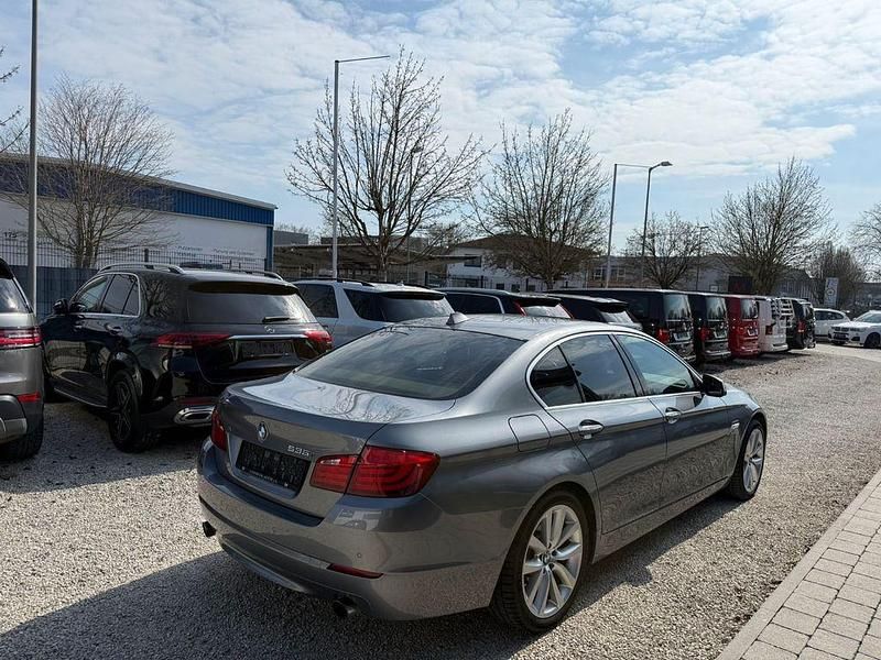 Gebraucht BMW 535 Performance 306 PS (225 kW) 2011 Grau Limousine