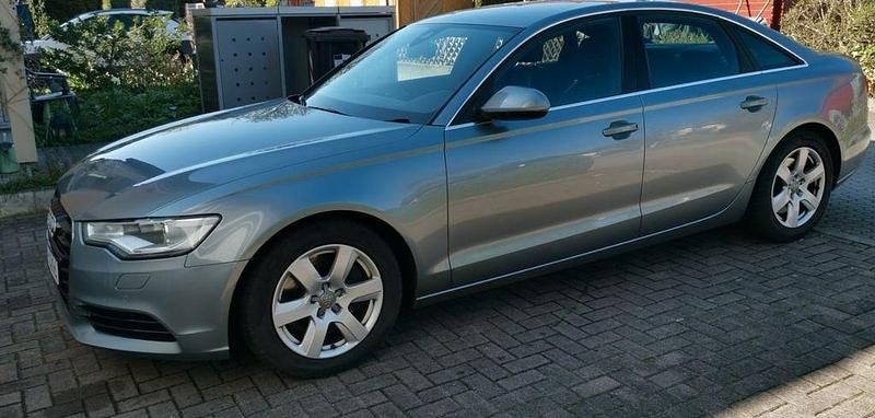 Gebraucht Audi A6 Ambiente 245 PS (180 kW) 2011 Grau Limousine