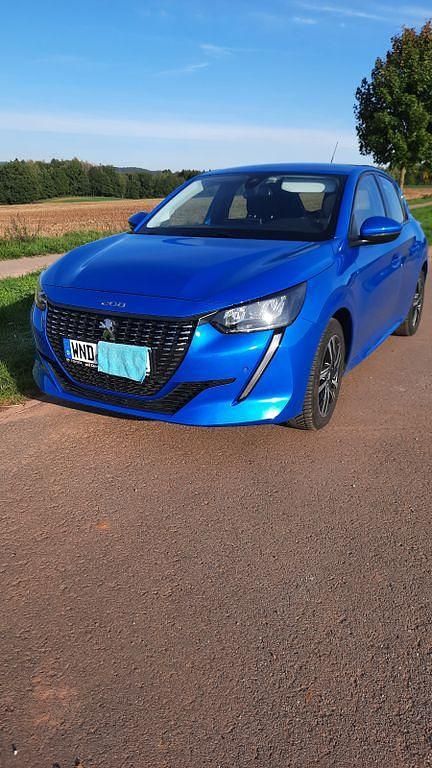 Blau Gebraucht 2020 Peugeot 208 Allure Kleinwagen | 12.000 € (Fairer Preis) - Bild 1/4