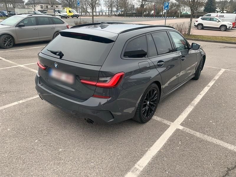 Gebraucht BMW 320 190 PS (139 kW) 2020 Kombi