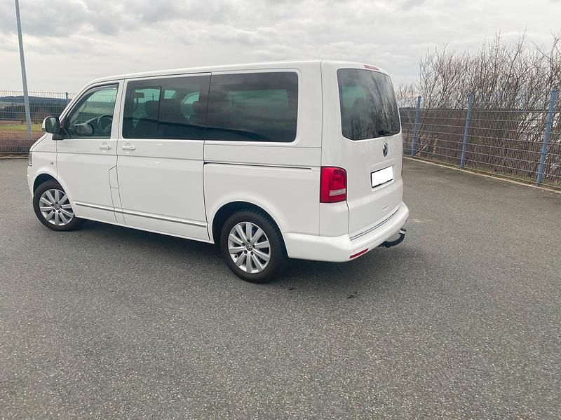 Usado VW Multivan 180 HP (132 kW) 2013 Branco Monovolume