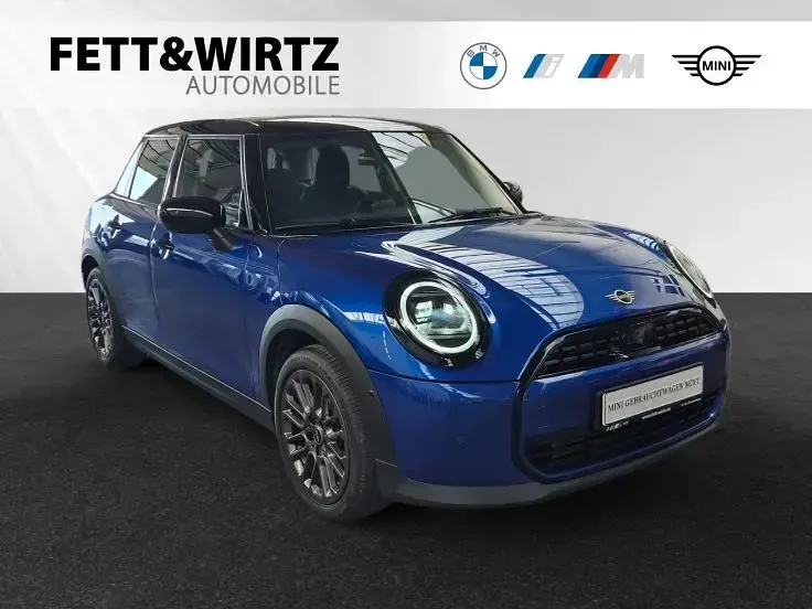 Usata Mini Cooper 156 CV (114 kW) 2024 Blu Utilitaria