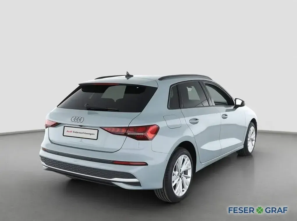 Używany Audi A3 Ambiente 150 KM (110 kW) 2025 Szary Sedan/Limuzyna