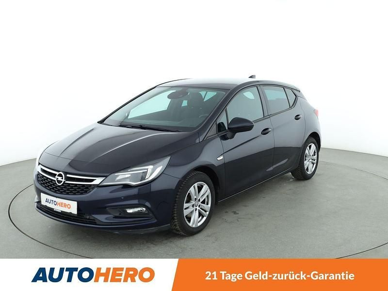 Blau Gebraucht 2018 Opel Astra Limousine | 11.940 € (Fairer Preis) - Bild 1/3