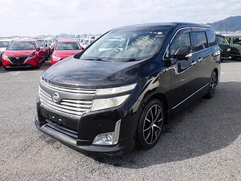 Gebraucht Nissan Elgrand 280 PS (205 kW) 2012 Schwarz Van / Kleinbus