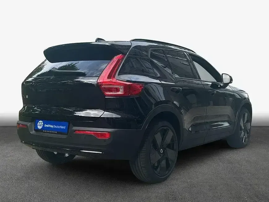 Neu Volvo EX40 Plus 185 kW (252 PS) 2026 Schwarz SUV