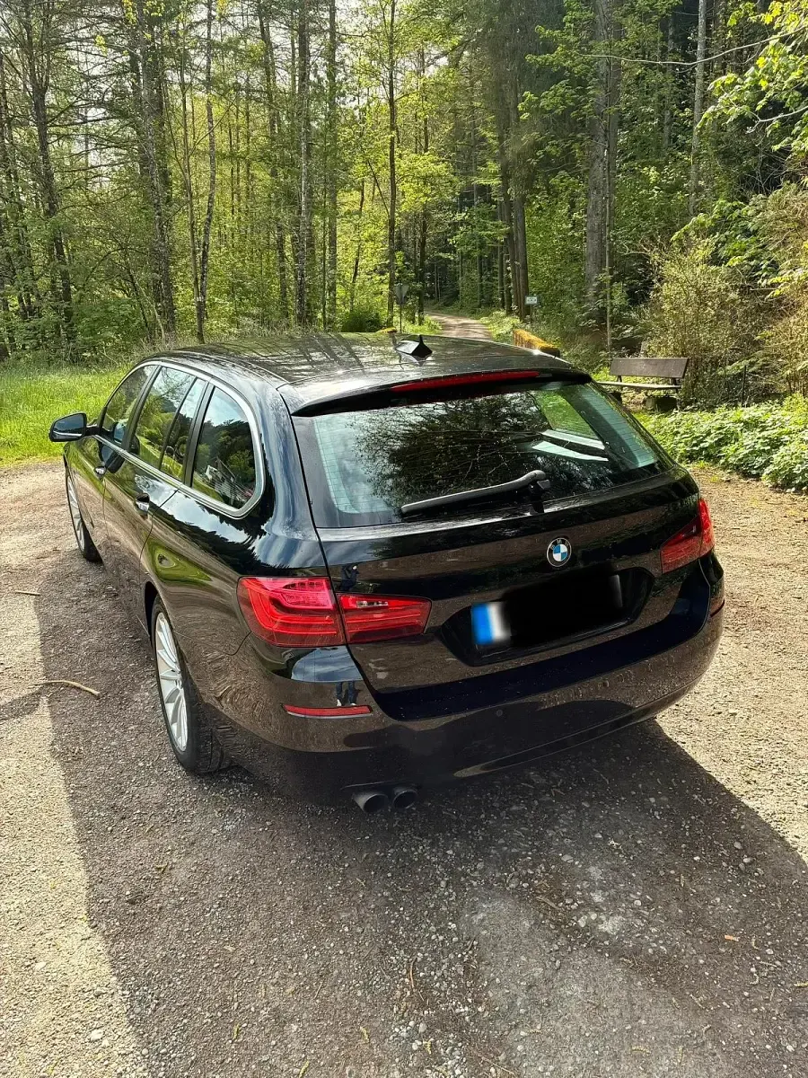 Gebraucht BMW 528 245 PS (180 kW) 2015 Schwarz Kombi