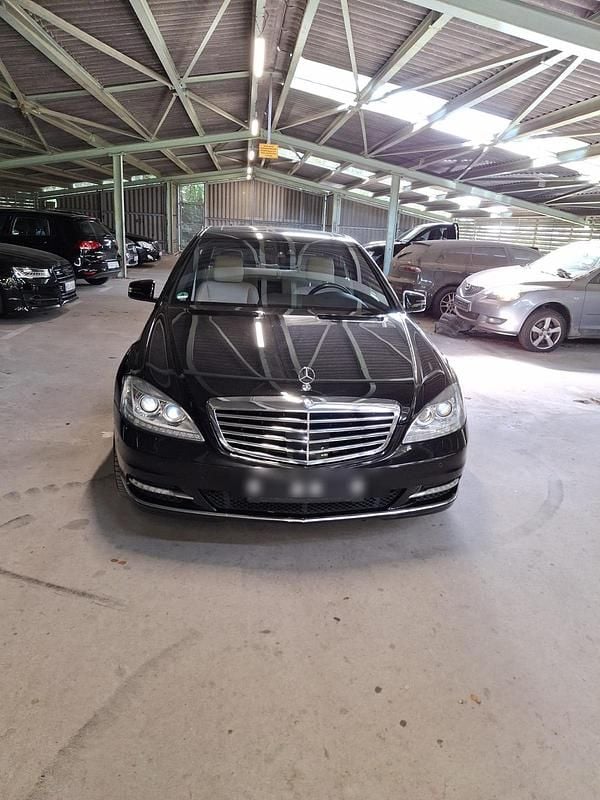 Gebraucht Mercedes S350 306 PS (225 kW) 2012 Schwarz Limousine