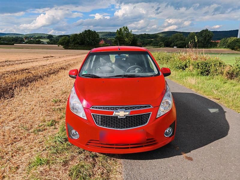 Gebraucht Chevrolet Spark 68 PS (50 kW) 2010 Rot Kleinwagen