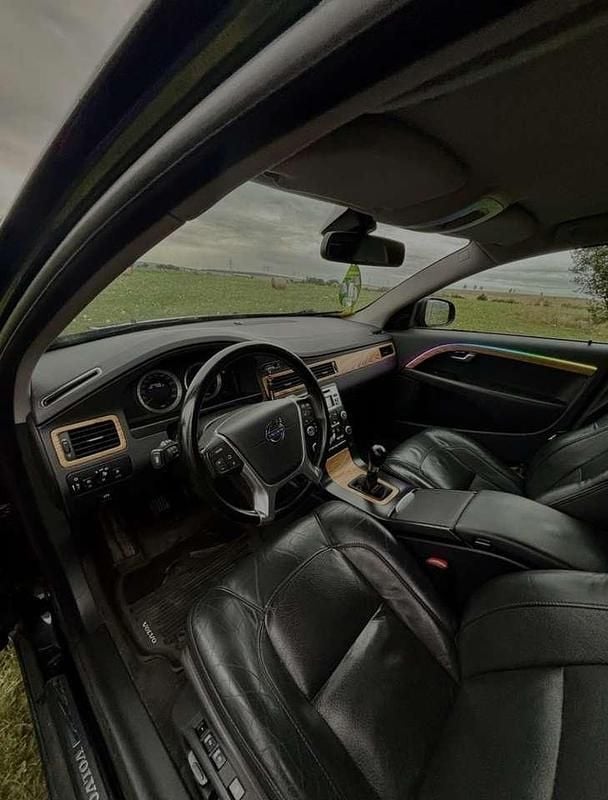 Gebraucht Volvo V70 148 PS (108 kW) 2012 Kombi