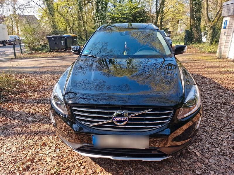 Gebraucht Volvo XC60 190 PS (139 kW) 2017 Schwarz SUV