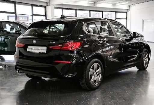 Gebraucht BMW 118 Advantage 136 PS (100 kW) 2022 Schwarz Kleinwagen