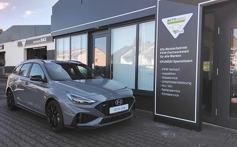 Neu Hyundai i30 N Line 140 PS (102 kW) 2025 Grau Limousine