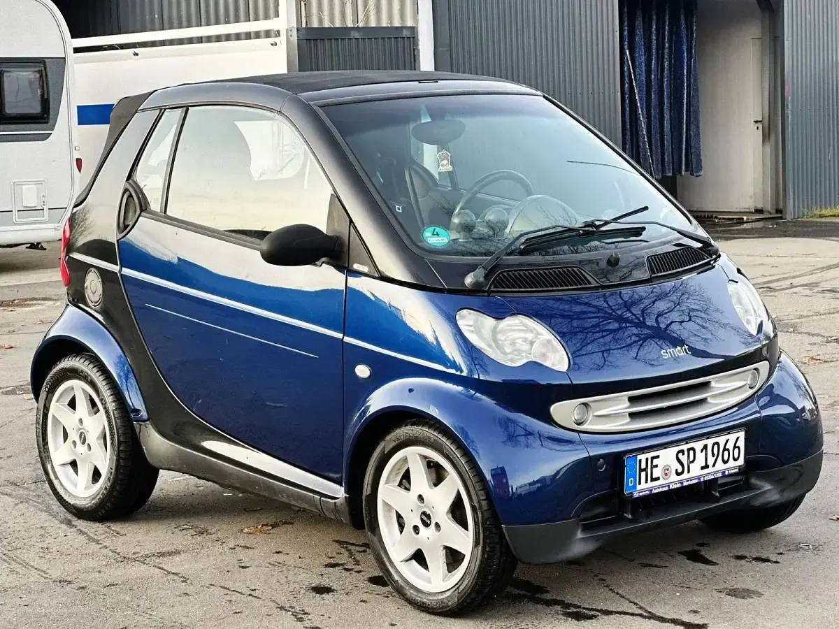 Occasion Smart ForTwo Cabrio 61 ch (44 kW) 2003 Bleue Cabriolet