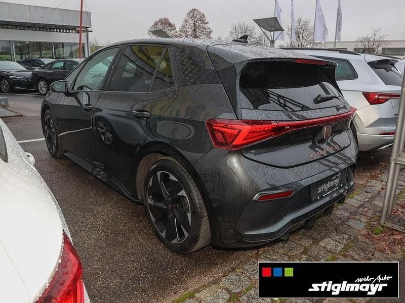 Gebraucht Cupra Born e-Boost 169 kW (231 PS) 2023 Quasargrau Kleinwagen