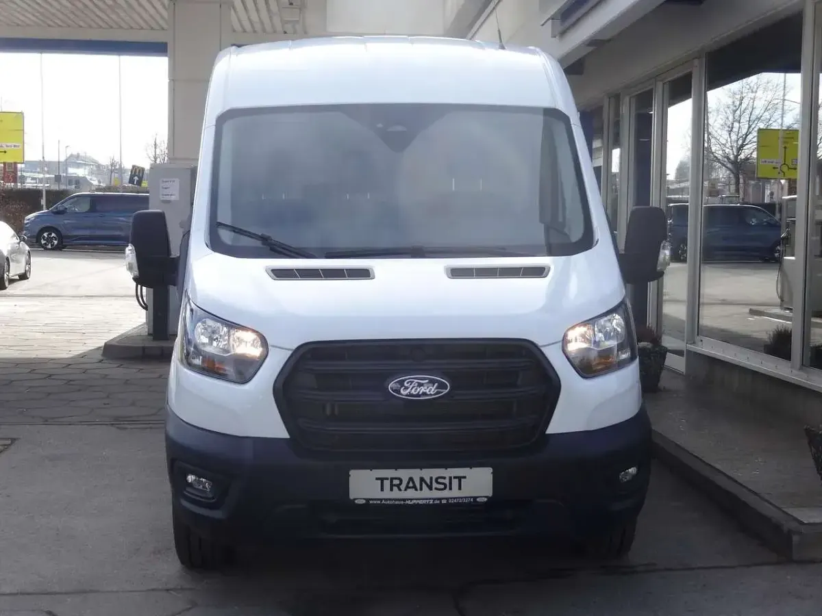 Nowe Ford Transit Trend 165 KM (121 kW) 2025 Biały Minivan