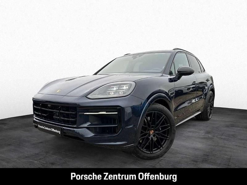 Gebraucht Porsche Cayenne 470 PS (345 kW) 2025 Algarveblaumetallic SUV