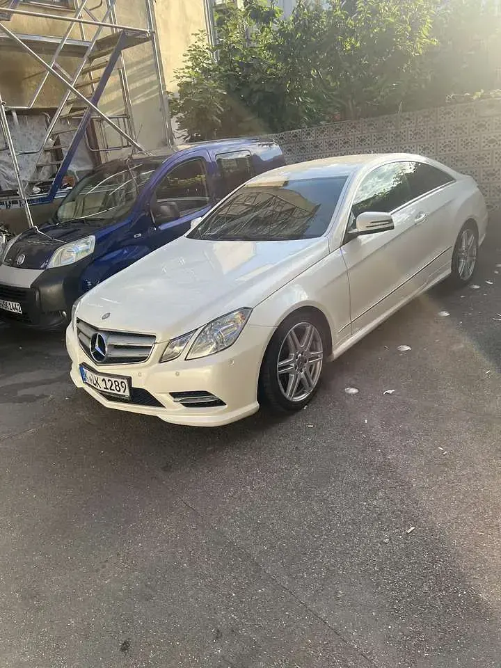Occasion Mercedes E200 Avantgarde 184 ch (135 kW) 2012 Coupé