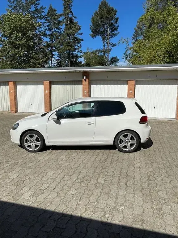 Gebraucht VW Golf VI Comfortline 80 PS (58 kW) 2009 Limousine